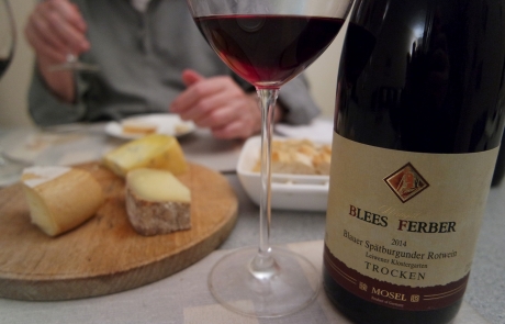 Kaas met Blauer Spätburgunder van Stefan Blees